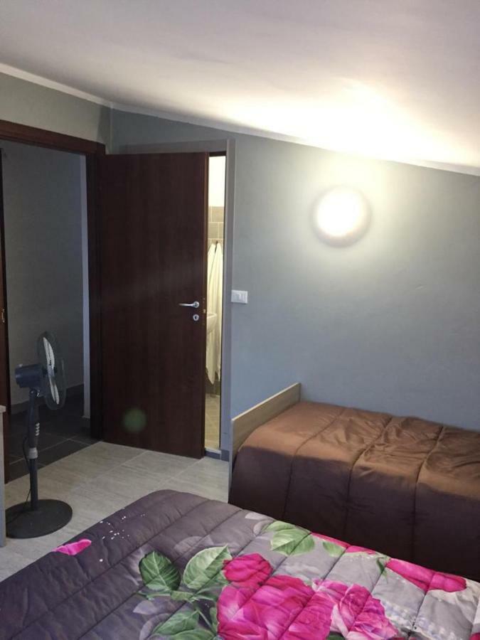 Albergo "Da Gigi" Селано Экстерьер фото