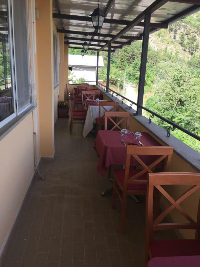 Albergo "Da Gigi" Селано Экстерьер фото