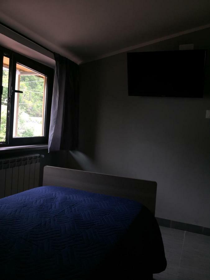 Albergo "Da Gigi" Селано Экстерьер фото